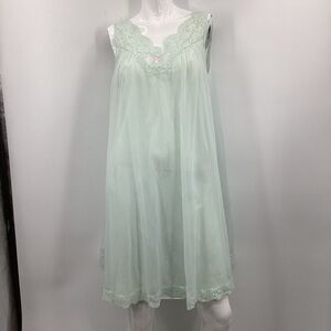 *** Vanity Fair Chiffon Gown *** FLUFF *** S